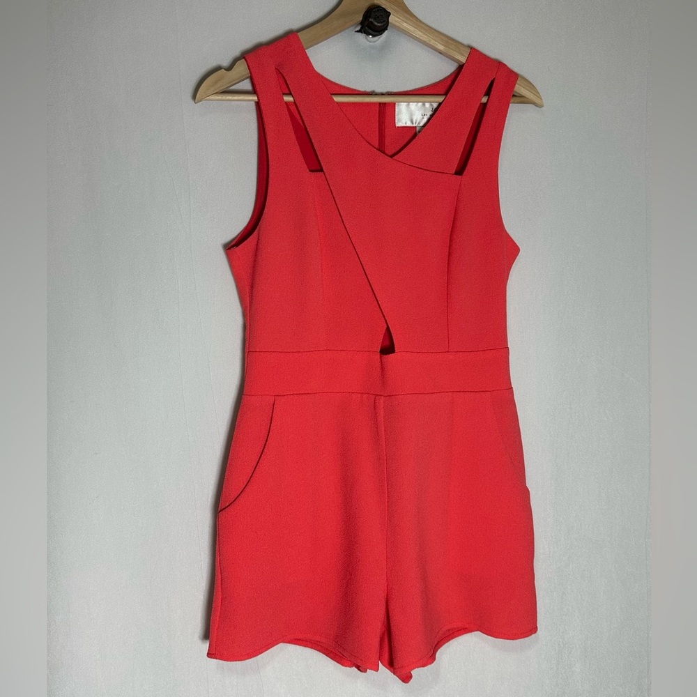 J.O.A.‎ Los Angeles Coral Pink Cutout Sleeveless Romper with Scallop Hem Size S